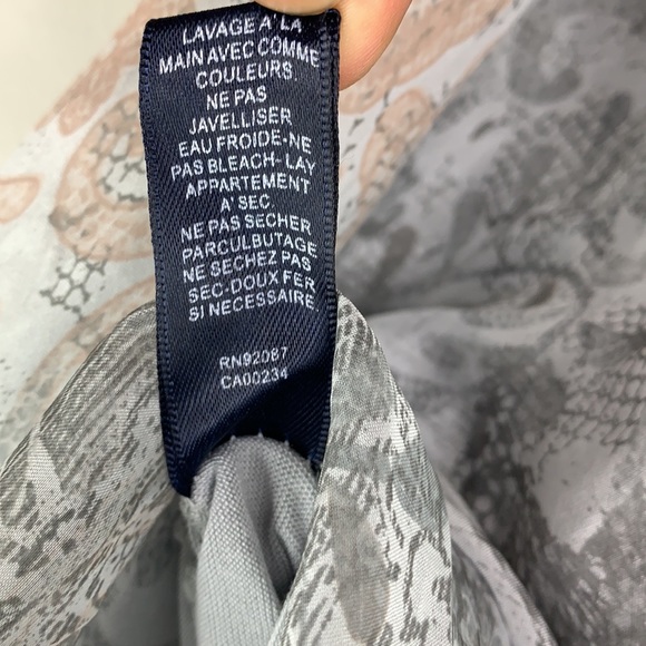 Le Marais Paris silk top - Picture 9 of 12